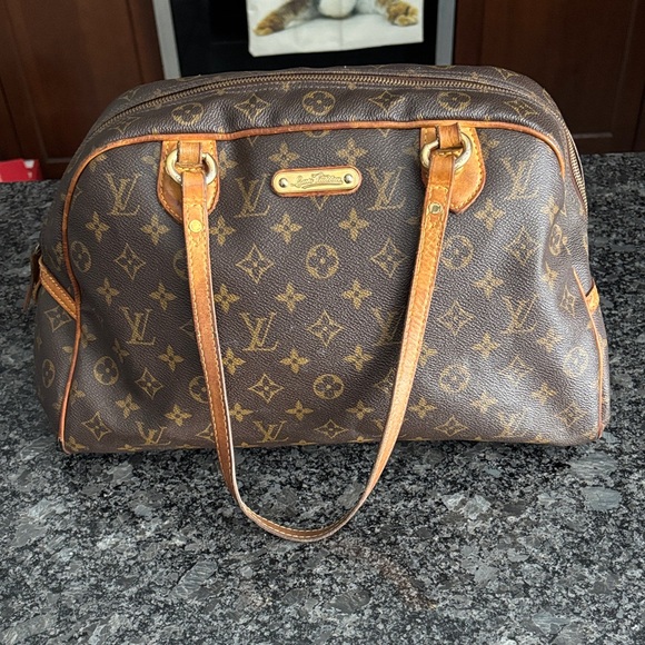 Louis Vuitton Handbags - Louis Vuitton Montorgueil Classic Brown Monogram Shoulder Bag
